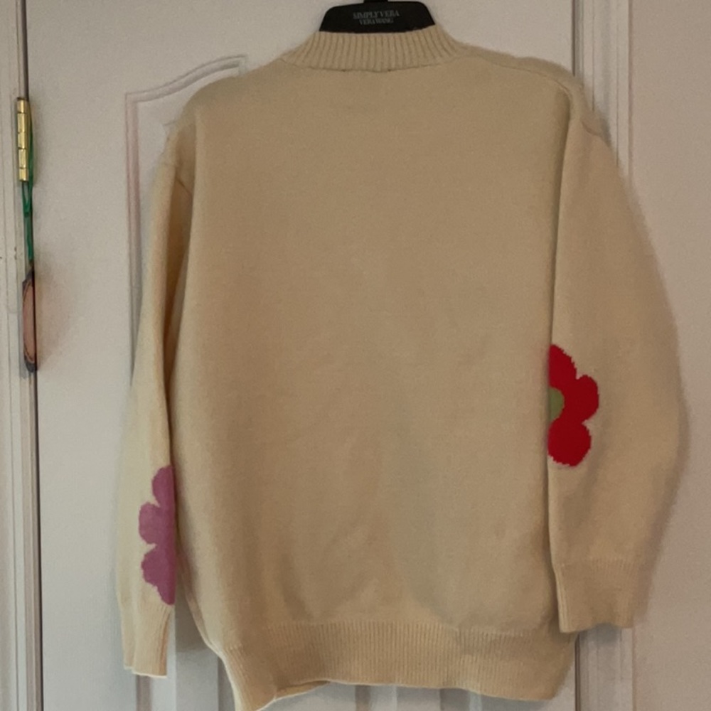 Adorable Forever 21 cardigan sweater - Picture 4 of 5